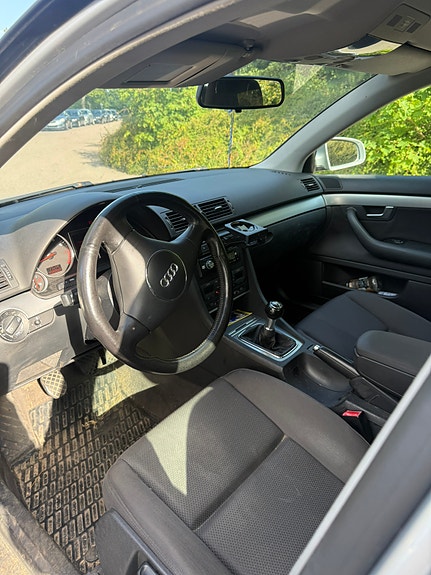 Audi A4 7 of 8