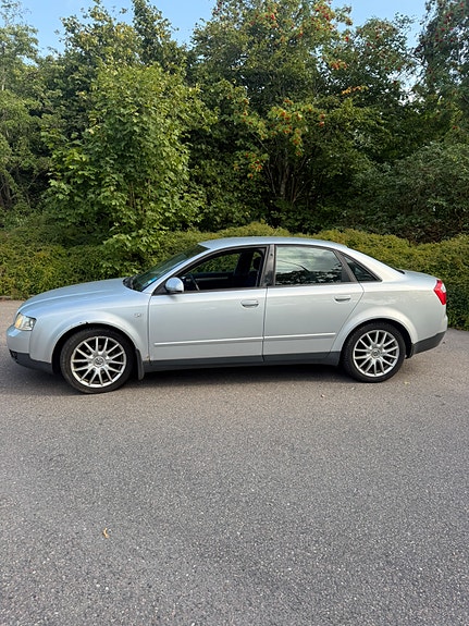 Audi A4 4 of 8