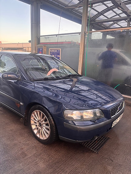 Volvo S60 5 of 6