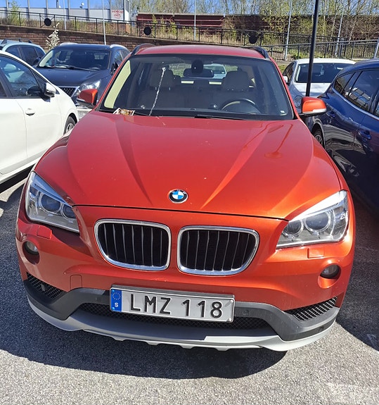 BMW X1 2 of 5