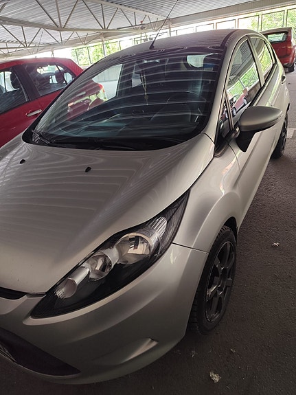 Ford Fiesta 6 of 9