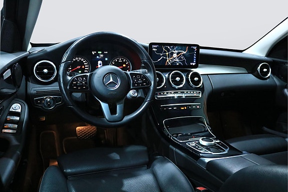 Mercedes-Benz C200 8 of 30