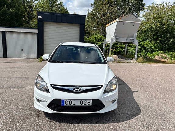 Hyundai i30 3 of 11