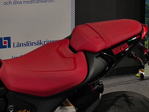 Ducati Monster SP 1 Ägare/180mil/ Termignoni helsystem/Nyskick 18 of 20