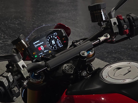 Ducati Monster SP 1 Ägare/180mil/ Termignoni helsystem/Nyskick 13 of 20