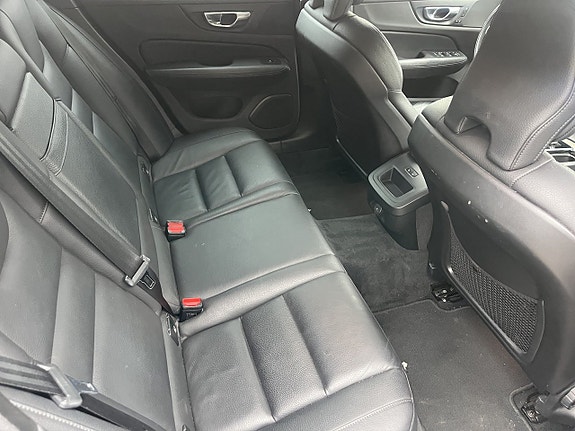Volvo V60 12 of 21
