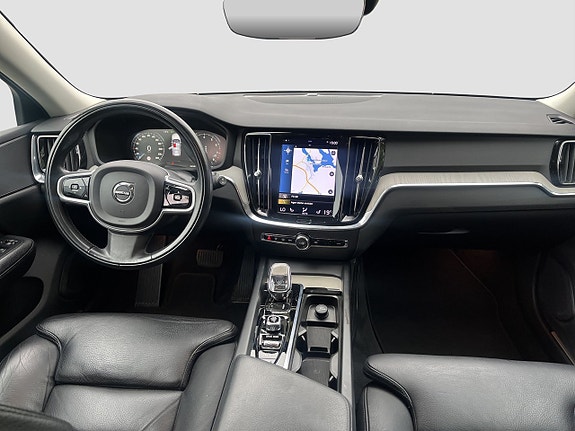 Volvo V60 11 of 21