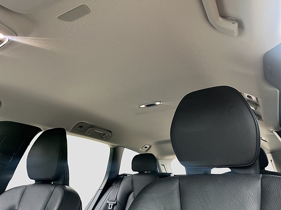 Volvo V60 14 of 21