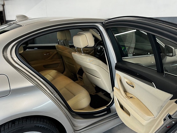 BMW 525d 14 of 24