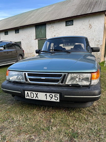 Saab 900 22 of 22