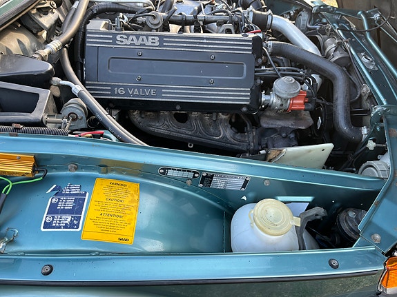 Saab 900 18 of 22