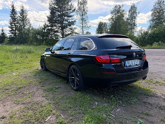 BMW M550d 3 of 4