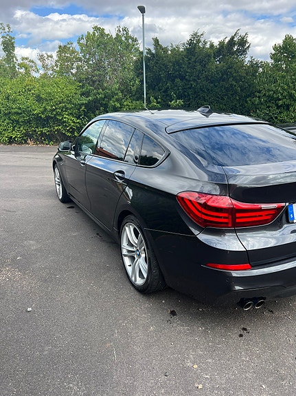 BMW 530d 3 of 6