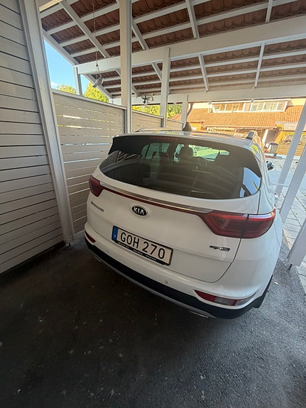 Kia Sportage 6 of 8