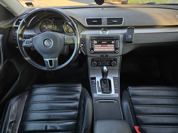 Volkswagen Passat 4 of 5