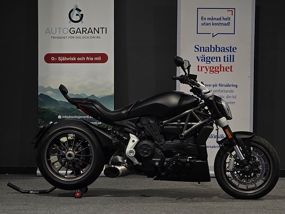 Ducati Xdiavel 190mil/Ny Servad/Termignoni helsystem/Ny besiktigad 3 of 25