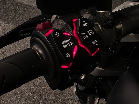Ducati Xdiavel 190mil/Ny Servad/Termignoni helsystem/Ny besiktigad 18 of 25