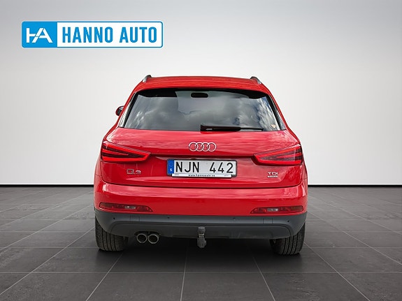 Audi Q3 4 of 30