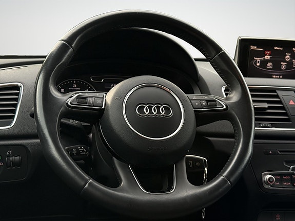 Audi Q3 26 of 30
