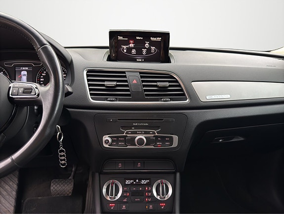 Audi Q3 28 of 30