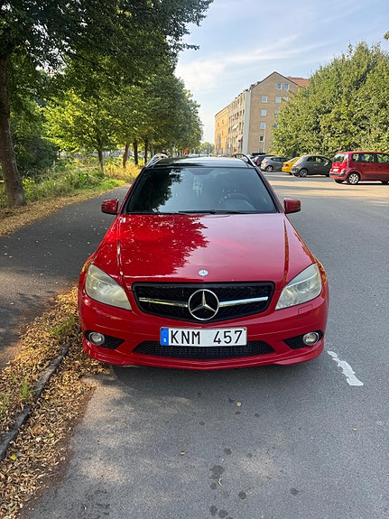 Mercedes-Benz C200 7 of 12