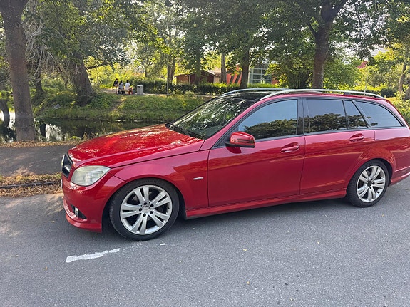 Mercedes-Benz C200 4 of 12