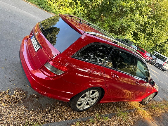 Mercedes-Benz C200 3 of 12