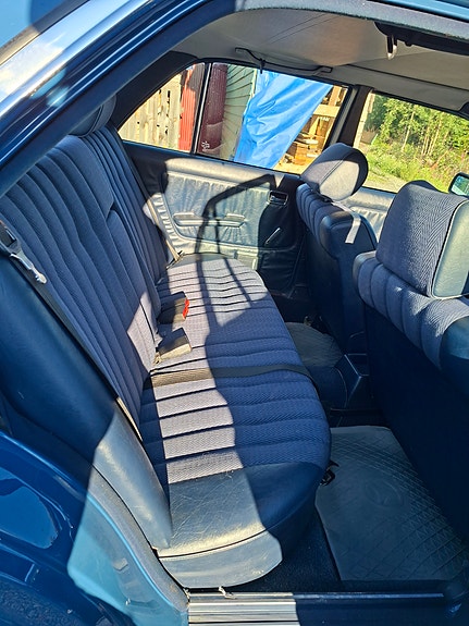 Mercedes-Benz 300 D 14 of 25