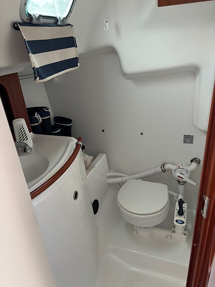 Beneteau First 31.7 4 of 5