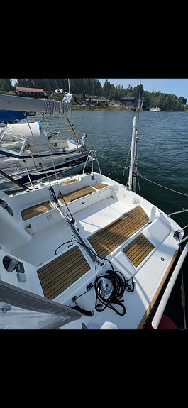 Beneteau First 31.7 2 of 5