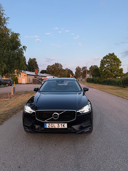 Volvo XC60 4 of 8