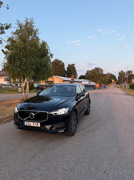 Volvo XC60 3 of 8