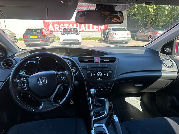 Honda Civic 8 of 9