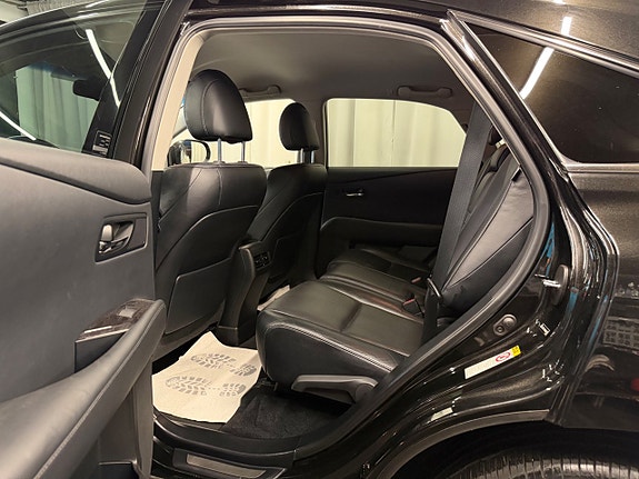 Lexus RX450h 17 of 30