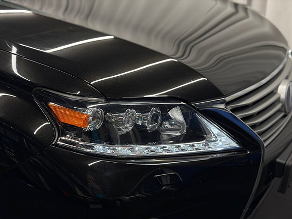 Lexus RX450h 8 of 30