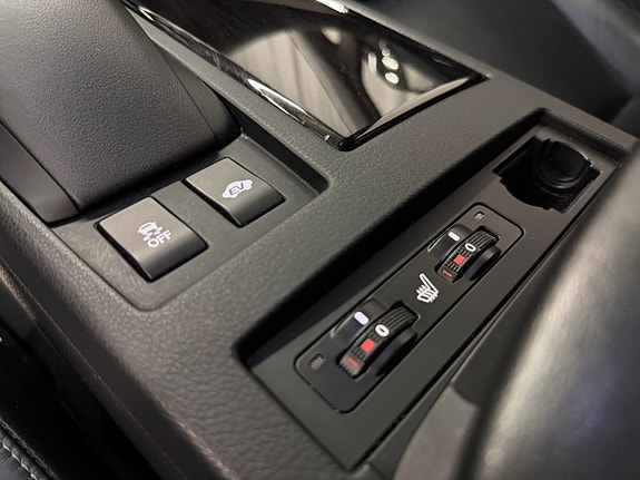 Lexus RX450h 28 of 30