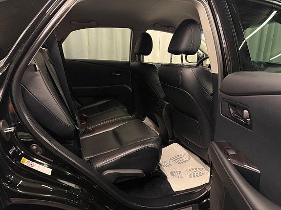 Lexus RX450h 20 of 30