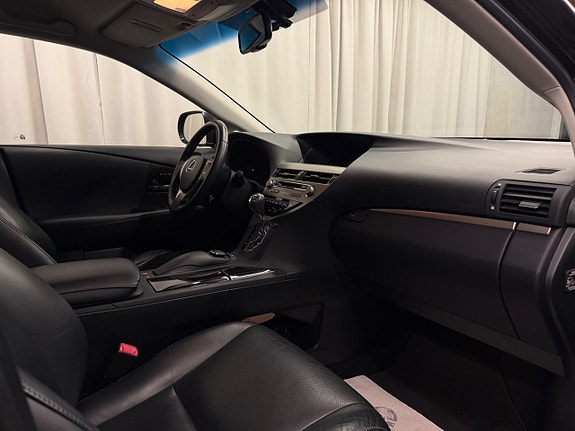 Lexus RX450h 22 of 30