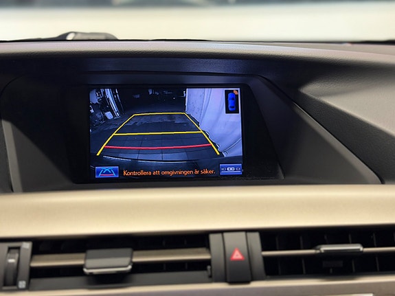 Lexus RX450h 15 of 30