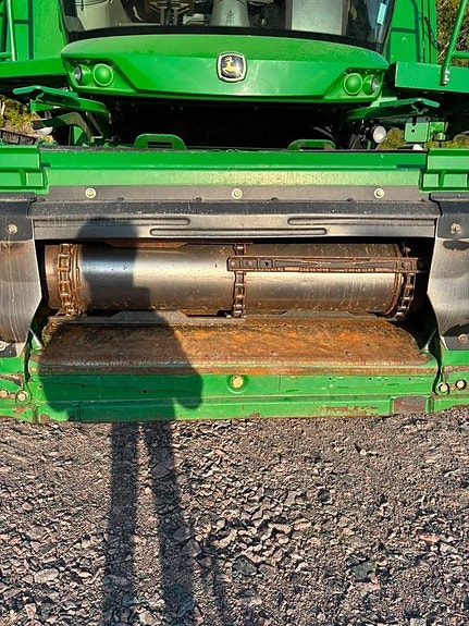 John Deere S 670 10 of 15