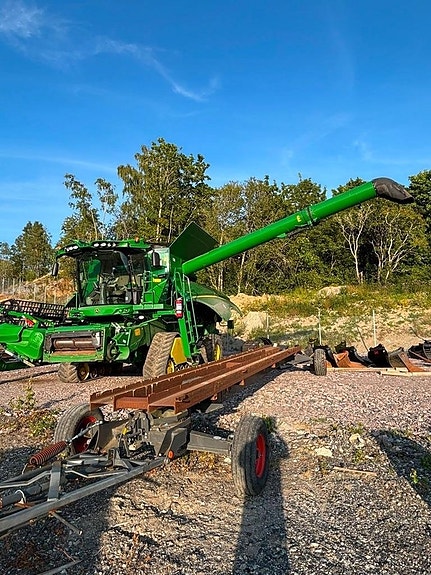 John Deere S 670 6 of 15