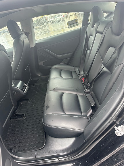 Tesla Model 3 3 of 5