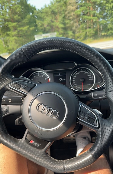 Audi RS4 6 of 12