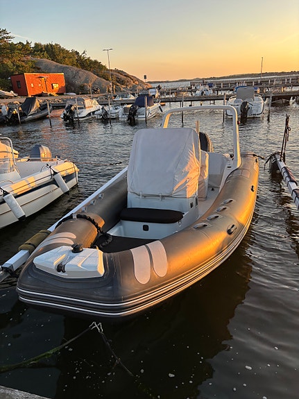 Brig Eagle 650 3 of 5