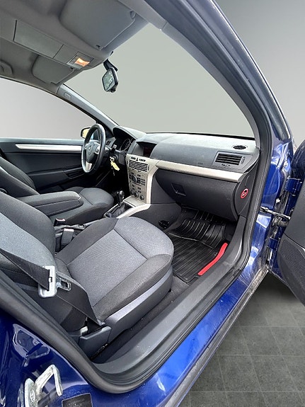 Opel Astra 15 of 15