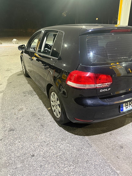 Volkswagen Golf VI 6 of 10