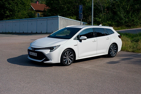 Toyota Corolla 3 of 29