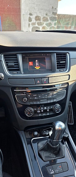 Peugeot 508 21 of 28