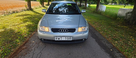 Audi A3 4 of 17