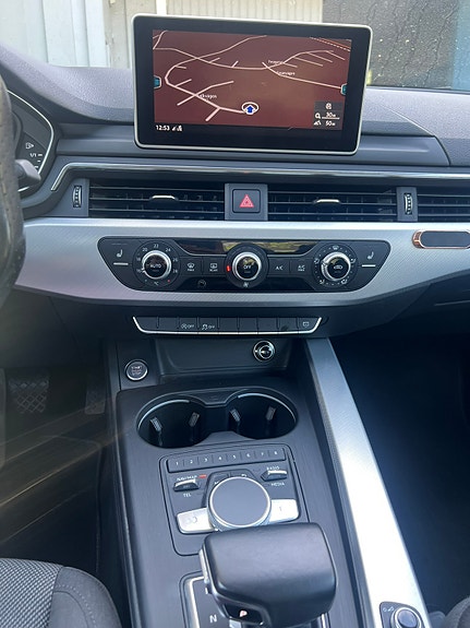 Audi A4 15 of 18